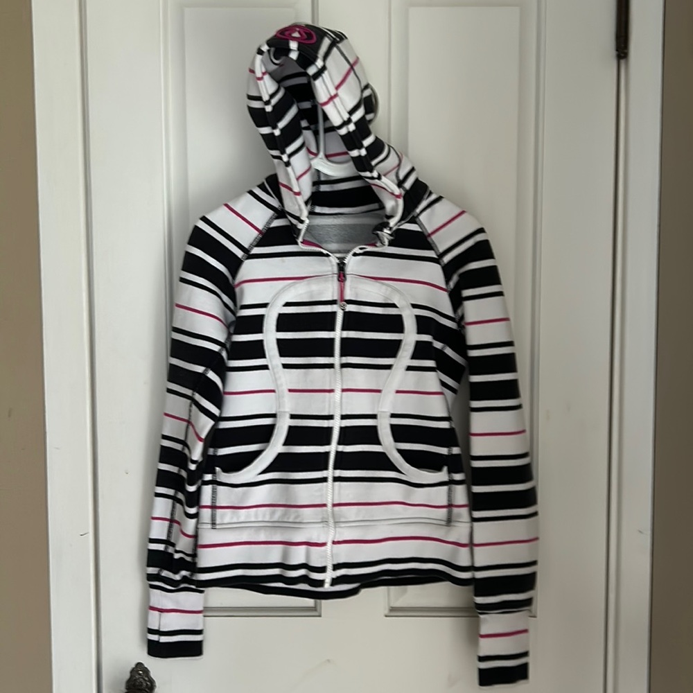 LuLulemon hoodie sweatshirt